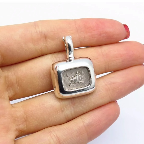 SLANE Jewelry - Slane & Slane Sterling Silver Pendant
